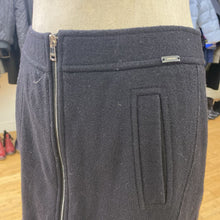 Load image into Gallery viewer, Marccain skirt M