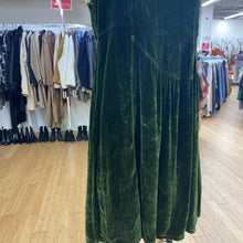Load image into Gallery viewer, Cut Loose velour dress XS