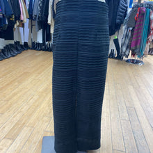 Load image into Gallery viewer, Saatchi pull on skirt 8