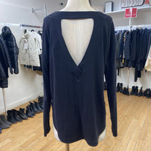 Load image into Gallery viewer, Athleta open back top M