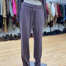 Load image into Gallery viewer, Lululemon joggers 8