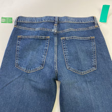 Load image into Gallery viewer, Gap '90's Loose Mid Rise jeans NWT 4