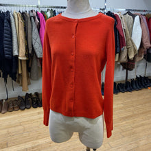 Load image into Gallery viewer, Tahari merino wool cardi M