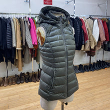 Load image into Gallery viewer, Lululemon down vest 4