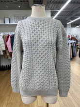 Load image into Gallery viewer, Irelandseye Made in Dublin wool sweater L