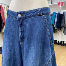 Load image into Gallery viewer, Pilcro flowy denim culottes 30