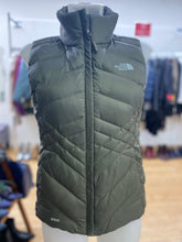 Load image into Gallery viewer, The North Face vest XS