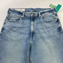Load image into Gallery viewer, Gap 90s Loose High Rise 30/10