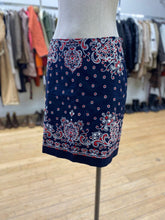 Load image into Gallery viewer, Talbots bandana print skirt 4p