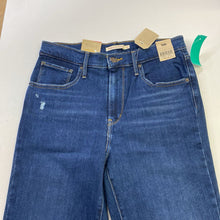 Load image into Gallery viewer, Levis High Rise Straight Crop jeans NWT 30