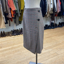 Load image into Gallery viewer, RW&CO plaid skirt 6 NWT