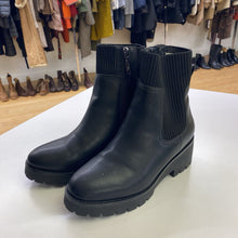 Load image into Gallery viewer, Blondo sock boots 8