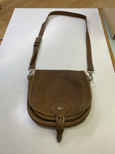 Load image into Gallery viewer, Roots woven vintage handbag