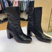 Load image into Gallery viewer, Franco Sarto Stevie leather boots 7.5