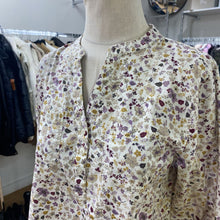 Load image into Gallery viewer, Carve Designs floral top S