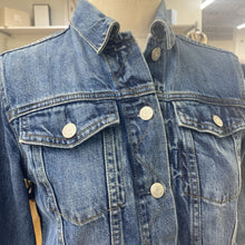 Load image into Gallery viewer, Gap Denim Jacket S