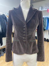 Load image into Gallery viewer, Tahari Velour blazer 4