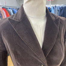 Load image into Gallery viewer, Tahari Velour blazer 4