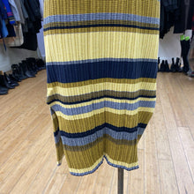 Load image into Gallery viewer, H&M ribbed knit dress L