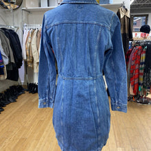 Load image into Gallery viewer, Levis Denim Dress M