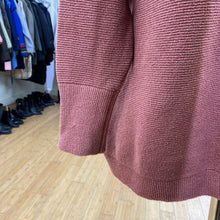 Load image into Gallery viewer, Free People sweater top M