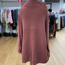 Load image into Gallery viewer, Free People sweater top M