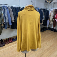 Load image into Gallery viewer, Tangente cowl neck top NWT XXL