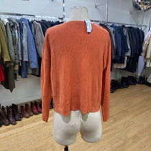 Load image into Gallery viewer, Eileen Fisher merino wool cropped sweater M