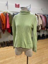 Load image into Gallery viewer, Holt Renfrew Cashmere sweater L