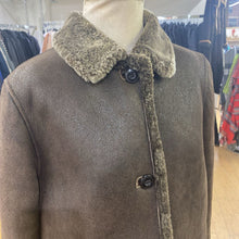 Load image into Gallery viewer, Utex Leather shearling coat M