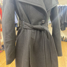 Load image into Gallery viewer, DKNY coat S