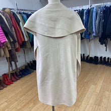Load image into Gallery viewer, Zara long vest M