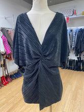 Load image into Gallery viewer, Oak & Fort pleated top XL