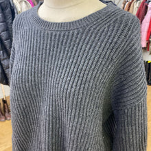 Load image into Gallery viewer, Banana Republic sweater XS