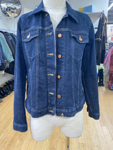 Load image into Gallery viewer, Gap denim jacket M