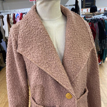 Load image into Gallery viewer, Papillon Jacket S
