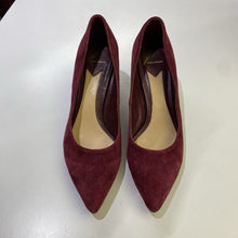 Load image into Gallery viewer, Brian Atwood suede pumps 8