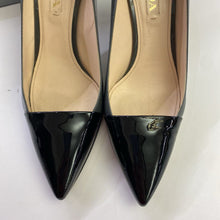 Load image into Gallery viewer, Prada patent pumps 40