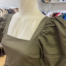 Load image into Gallery viewer, Ted Baker peplum top 2/S