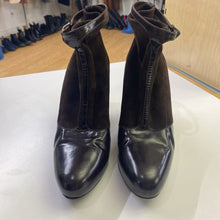 Load image into Gallery viewer, Gianvito Rossi suede/leather booties 41