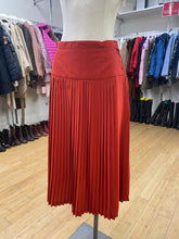 Load image into Gallery viewer, Mister Leonard vintage pleated skirt 12 (fits smaller)