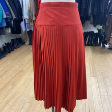Load image into Gallery viewer, Mister Leonard vintage pleated skirt 12 (fits smaller)