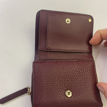 Load image into Gallery viewer, Kate Spade wallet