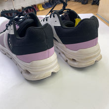 Load image into Gallery viewer, ON Cloud Runner sneakers 10