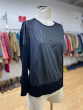 Load image into Gallery viewer, Tricotto studded top S