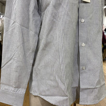 Load image into Gallery viewer, Ami Alexandre Mattiussi button up NWT L