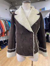 Load image into Gallery viewer, Calvin Klein faux sherpa jacket L
