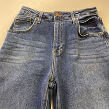 Load image into Gallery viewer, Just Black barrel jeans 26
