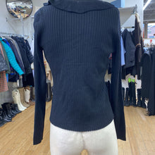 Load image into Gallery viewer, Heartloom wool/blend ruffle cardi M