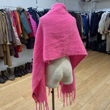 Load image into Gallery viewer, Anthropologie shawl scarf